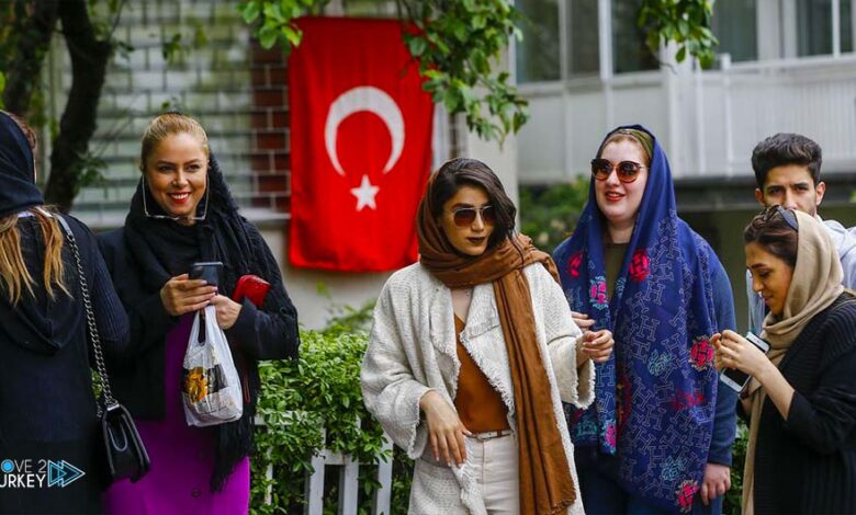 سياح إيران في تركيا