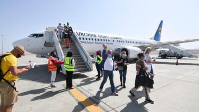 وصول الرحلات لمطار مرسى علم الدولي