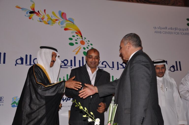 جوائز الإعلام السياحي العربي – القاهرة – 2014
