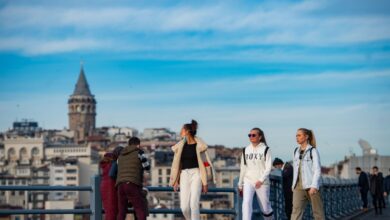 السياح الأجانب بـ إسطنبول