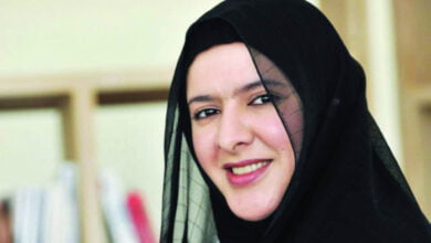 الفنانة الإماراتية عزة القبيسي