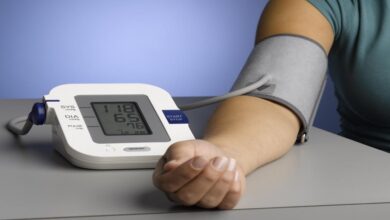 قياس ضغط الدم بوضعية الجلوس