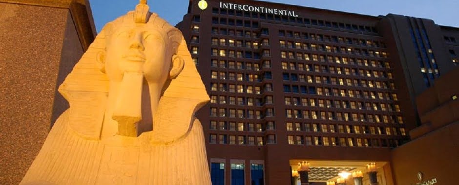 شركة جولدن بيراميدز بلازا