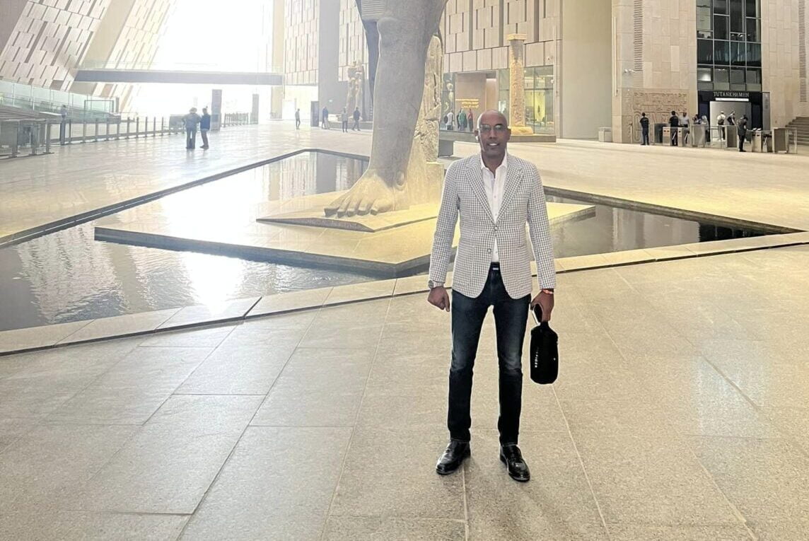هشام إدريس