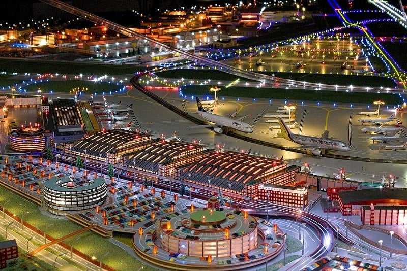 مطار هامبورج