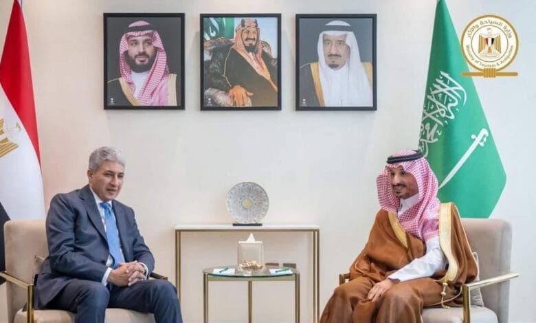 وزير السياحة المصري