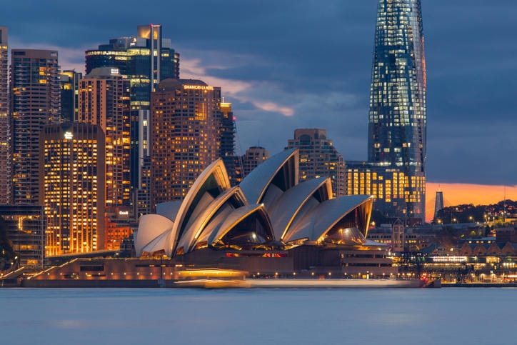 أستراليا