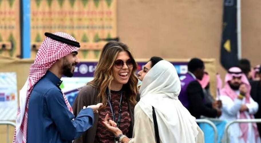 إنفاق قياسي للسياح
