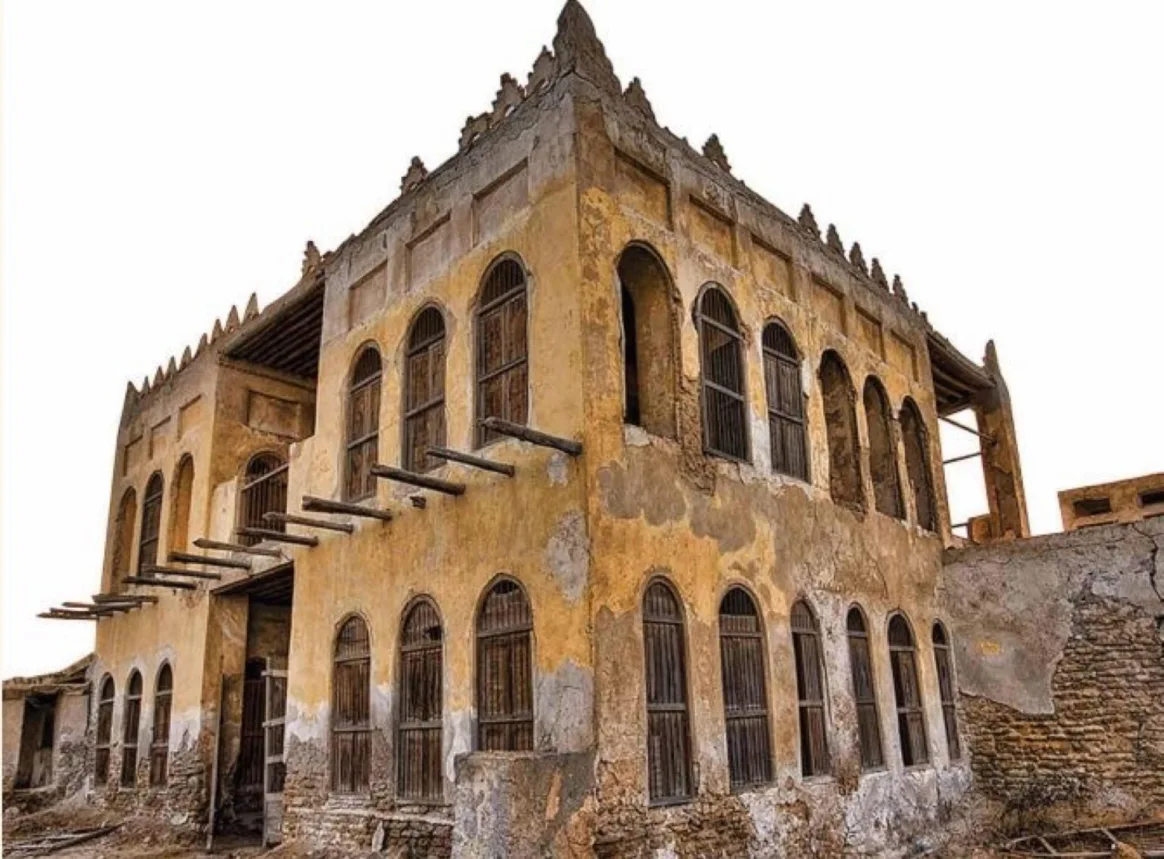 العقير