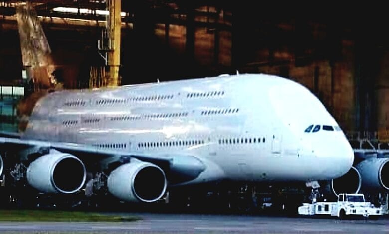 طائرة الإيرباص A-390