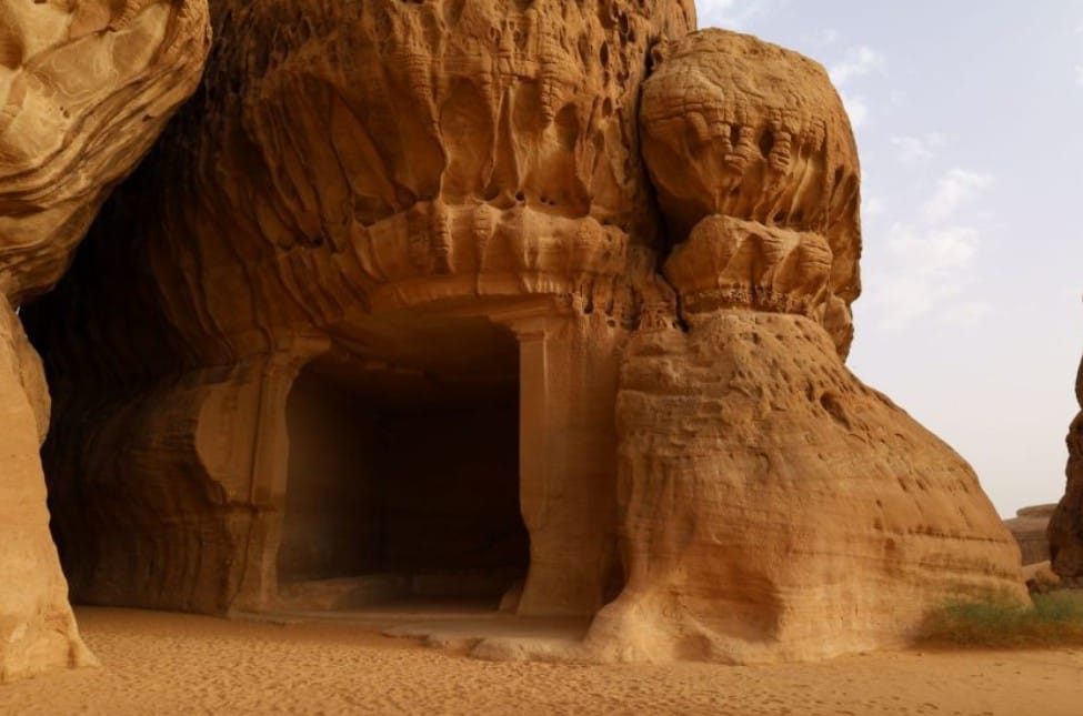 العلا