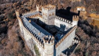 قلعة مونتالتو دورا