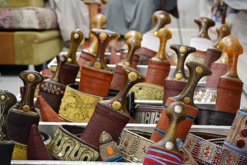 صناعة الخناجر بنجران