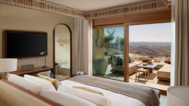 منتجع سيكس سينسز