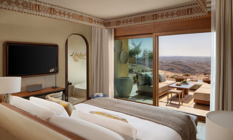 منتجع سيكس سينسز