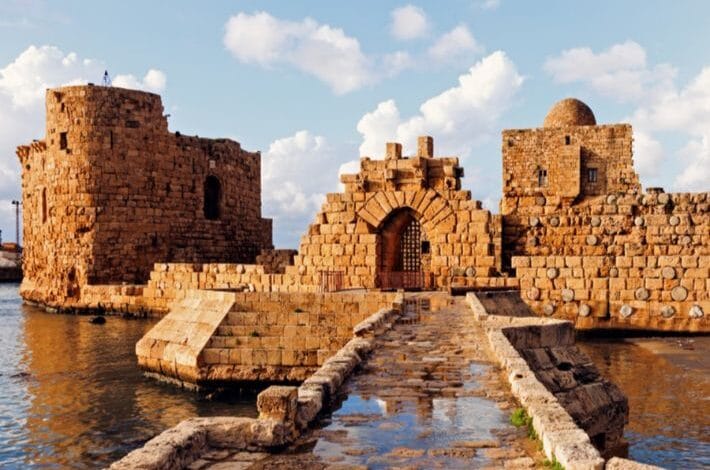 معبودة فينيقية قديمة