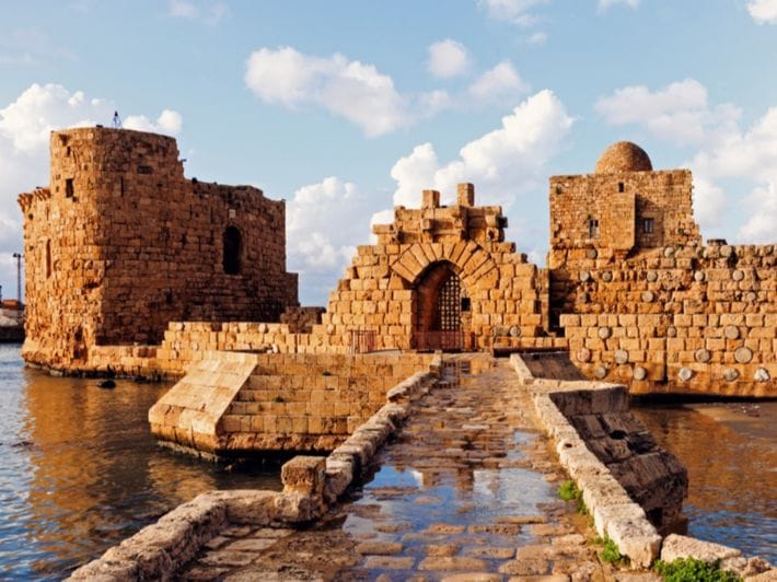معبودة فينيقية قديمة