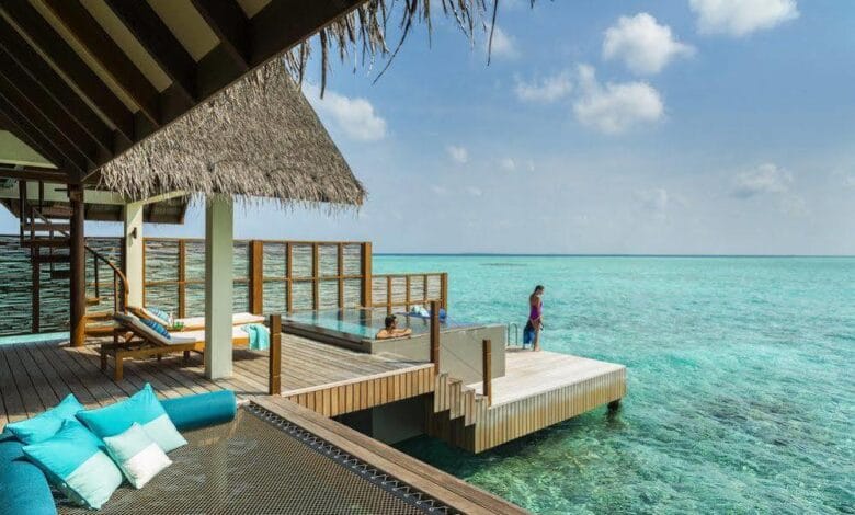 منتجع فورسيزونز مالديفز لاندا جيرافارو