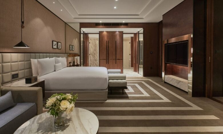 فندق والدورف أستوريا