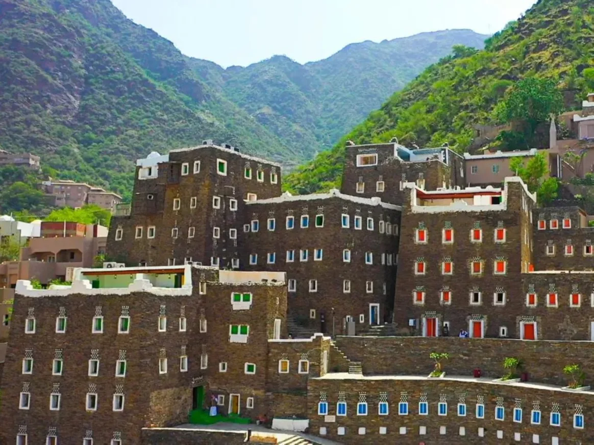 رجال ألمع