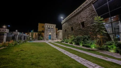 البيوت الحجرية