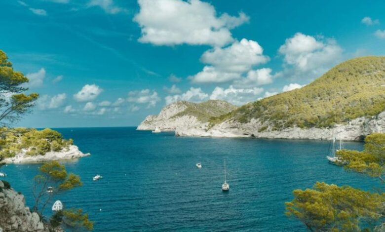 جزيرة إبيزا الإسبانية