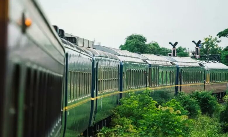 تجربة قطار فاخرة