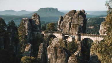 صخور باستاي