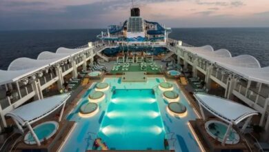 رحلة سياحية بحرية