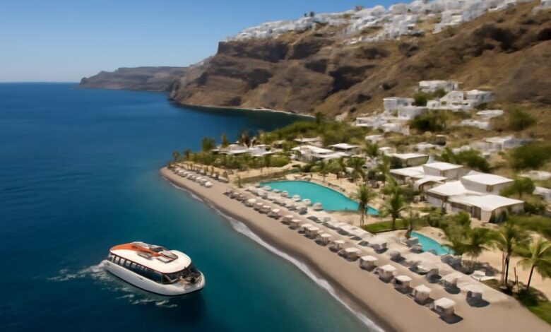 نادي رويال بيتش سانتوريني