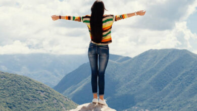 نصائح أساسية للبنات عند السفر بمفردهم