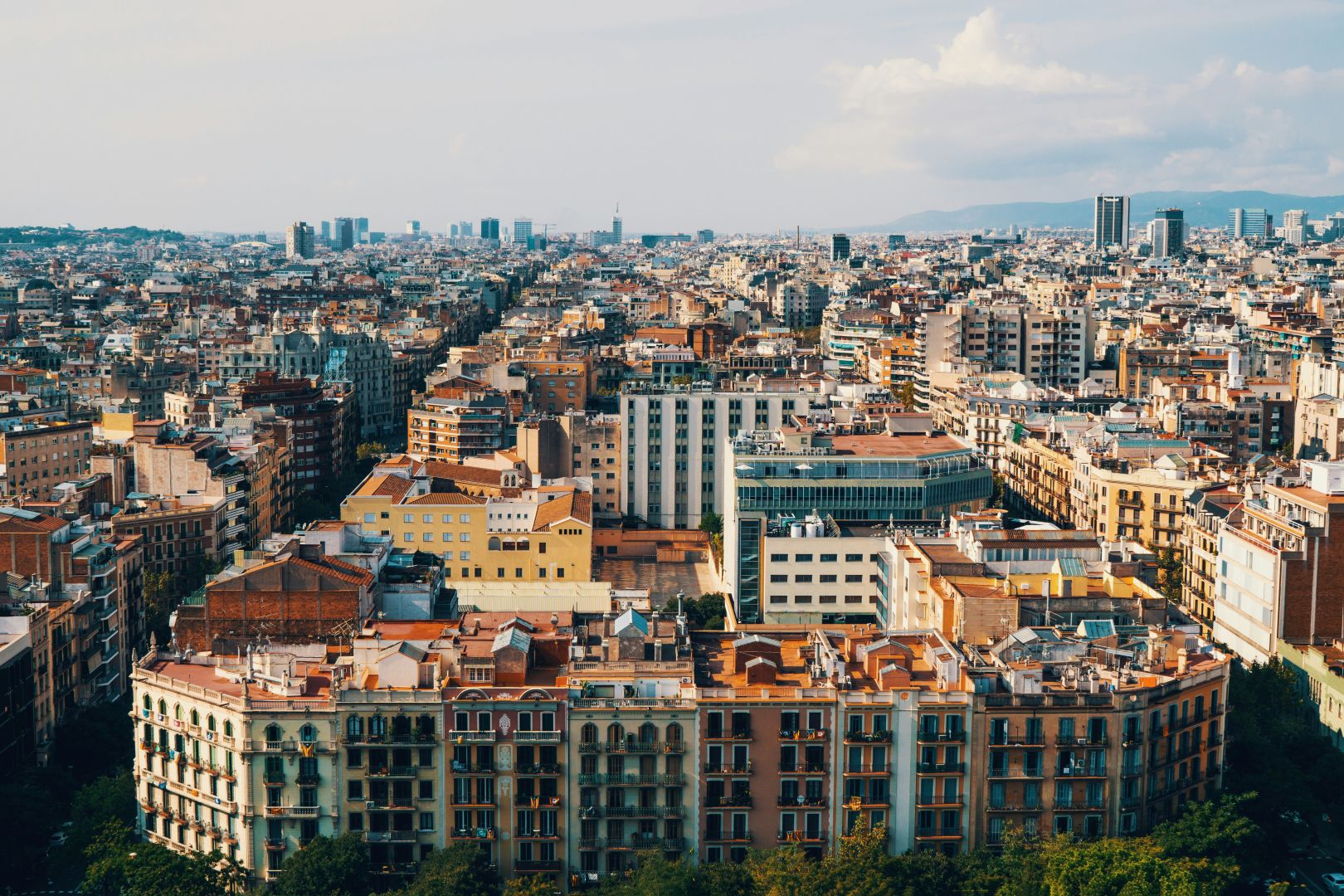 برشلونة