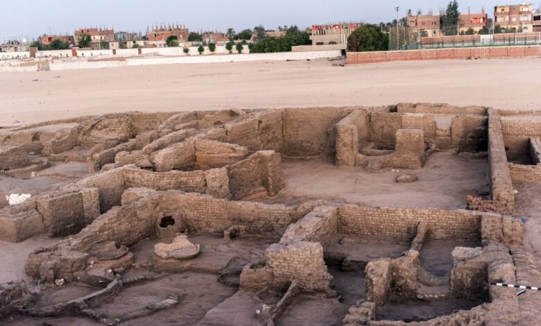 مدينة سكنية من القرن الثامن عشر