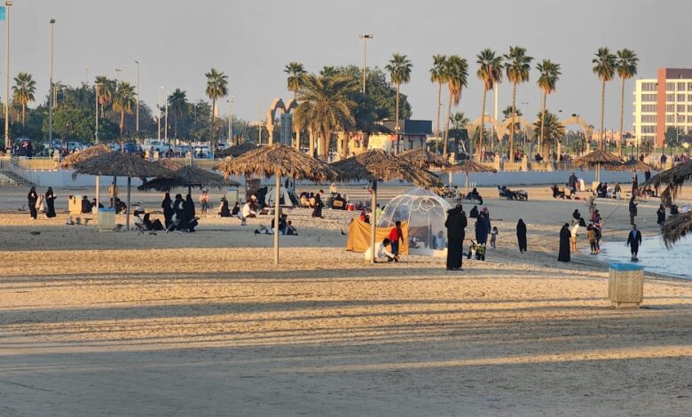 الشواطئ الرملية في مدينة الجبيل