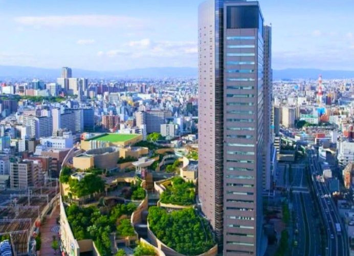 أوساكا اليابانية يقطنها 19 مليون نسمة وتطل على خليجها الشهير