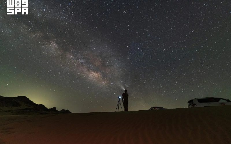 سماء الوجه تحتضن عشاق التصوير الليلي لرصد 3 جزر سياحية استثنائية