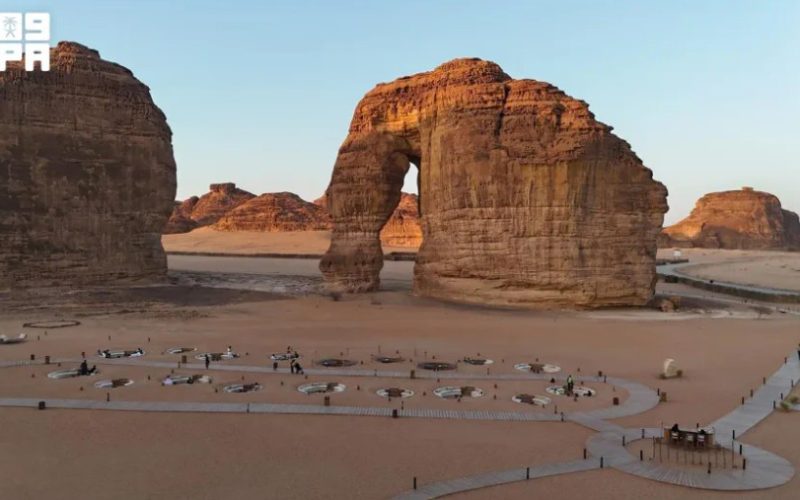 موقع تشكل عبر آلاف السنين يستقبل زوار العلا بتجارب متنوعة طوال العام.. ما هو؟