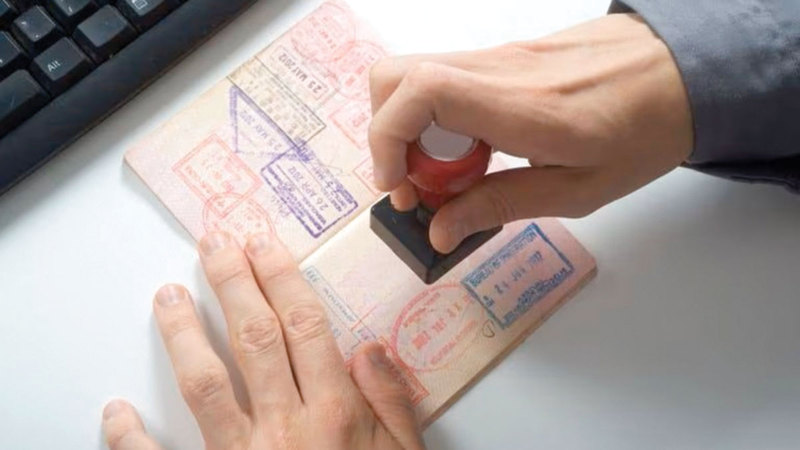 دولة عربية تقدم تأشيرة سياحية لمدة 5 سنوات تتيح البقاء حتى 180 يوماً برسوم 750 درهمًا